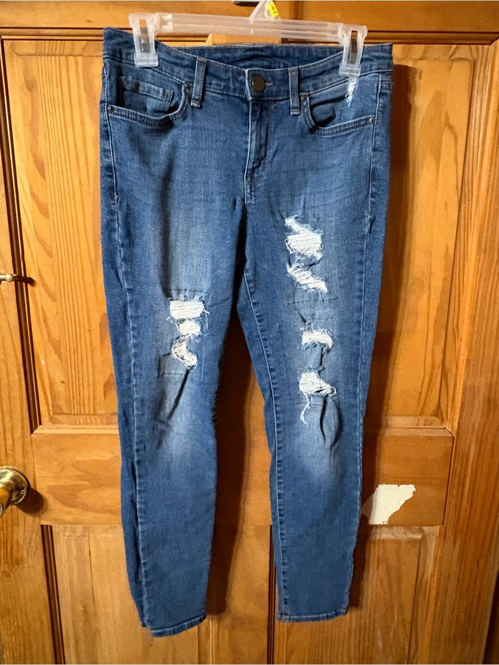 Blue Distressed Women's Skinny Jeans
